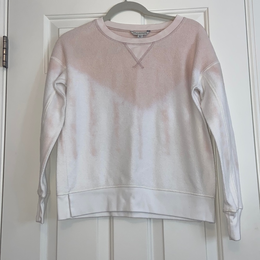 American Eagle Pink and White Crewneck